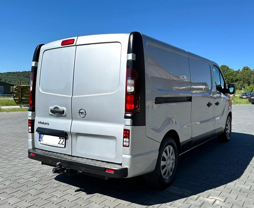 Opel Vivaro cena 58900 przebieg: 238100, rok produkcji 2018 z Kraków małe 379